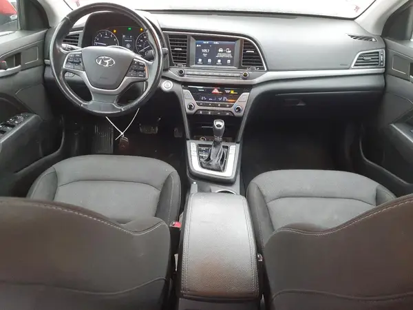 5NPD84LF2HH205156 2017 HYUNDAI ELANTRA - Image 8