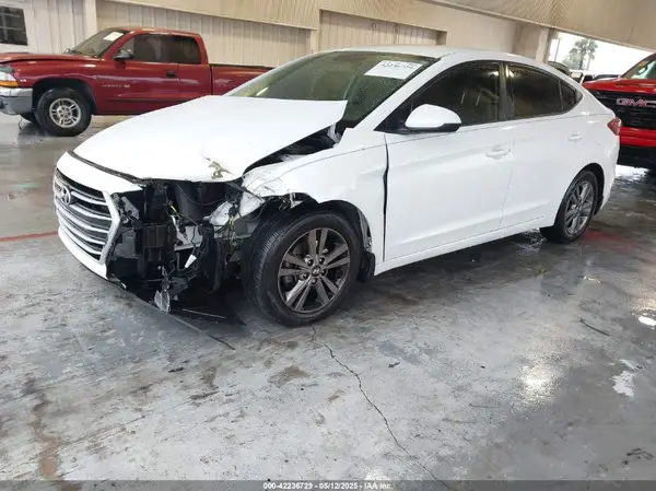 5NPD84LF2HH207960 2017 HYUNDAI ELANTRA - Image 2