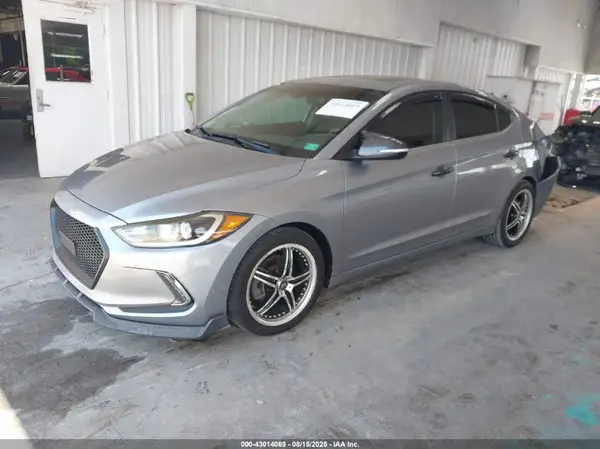 5NPD84LF2HH208686 2017 HYUNDAI ELANTRA - Image 2