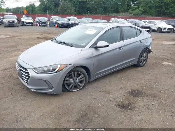 5NPD84LF2HH210602 2017 HYUNDAI ELANTRA - Image 2