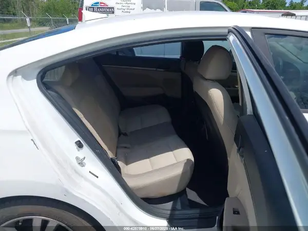 5NPD84LF2HH210616 2017 HYUNDAI ELANTRA - Image 8