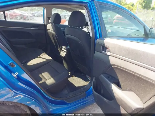 5NPD84LF2HH211734 2017 HYUNDAI ELANTRA - Image 8