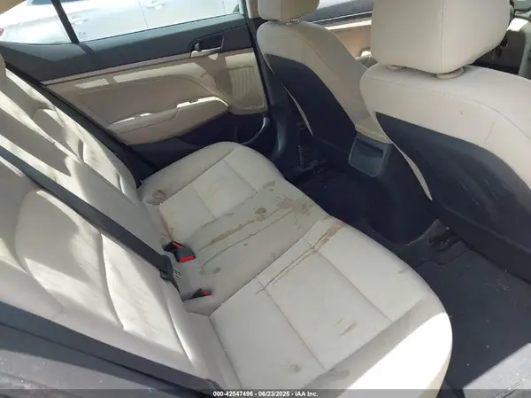 5NPD84LF2HH212446 2017 HYUNDAI ELANTRA - Image 8