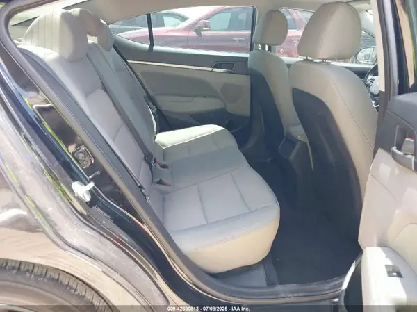 5NPD84LF2JH213344 2018 HYUNDAI ELANTRA - Image 8