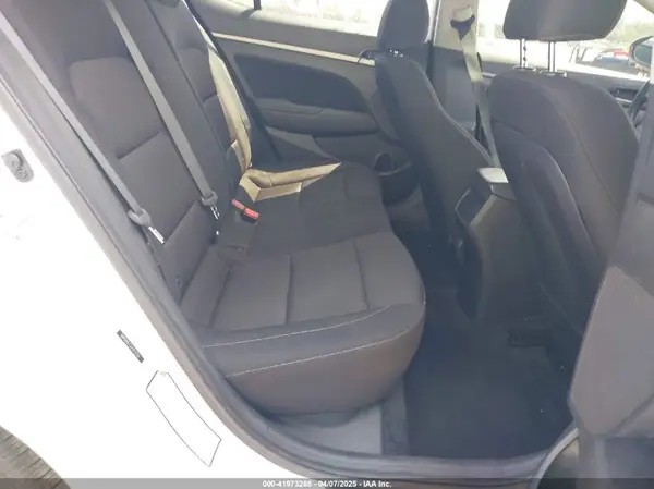 5NPD84LF2JH213750 2018 HYUNDAI ELANTRA - Image 8