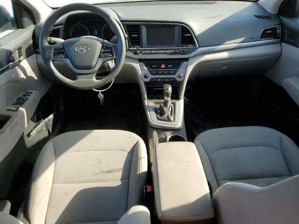 5NPD84LF2JH215823 2018 HYUNDAI ELANTRA - Image 8