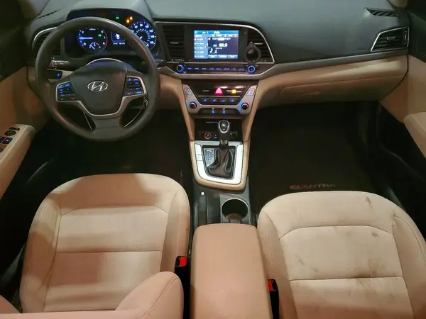 5NPD84LF2JH216762 2018 HYUNDAI ELANTRA - Image 8
