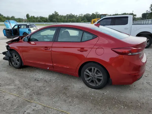 5NPD84LF2JH218723 2018 HYUNDAI ELANTRA - Image 2