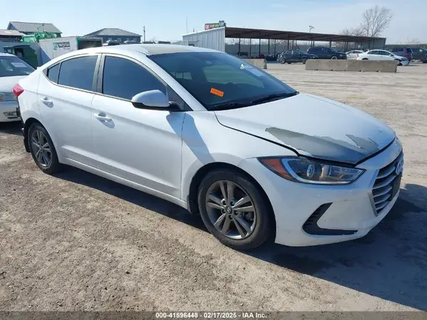 5NPD84LF2JH220746 2018 HYUNDAI ELANTRA - Image 1