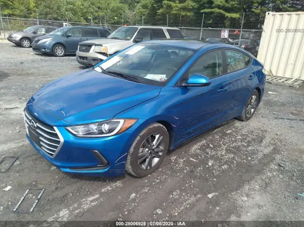 5NPD84LF2JH220973 2018 HYUNDAI ELANTRA - Image 2