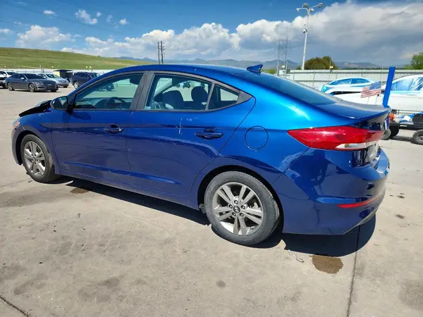 5NPD84LF2JH222092 2018 HYUNDAI ELANTRA - Image 2