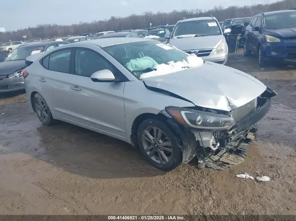 5NPD84LF2JH222481 2018 HYUNDAI ELANTRA - Image 1