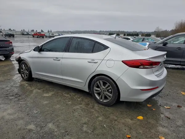 5NPD84LF2JH224554 2018 HYUNDAI ELANTRA - Image 2