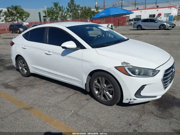 5NPD84LF2JH225932 2018 HYUNDAI ELANTRA - Image 1
