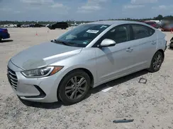 5NPD84LF2JH227132 2018 HYUNDAI ELANTRA