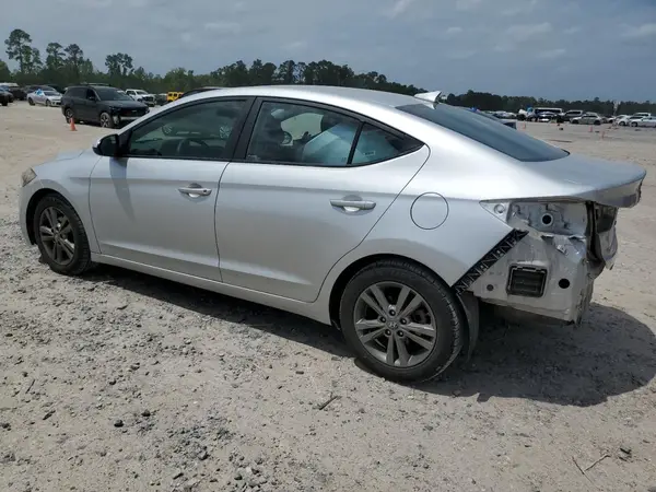 5NPD84LF2JH227132 2018 HYUNDAI ELANTRA - Image 2