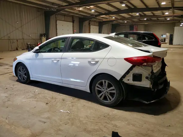 5NPD84LF2JH228118 2018 HYUNDAI ELANTRA - Image 2