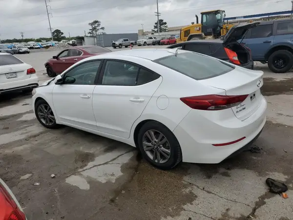 5NPD84LF2JH231729 2018 HYUNDAI ELANTRA - Image 2