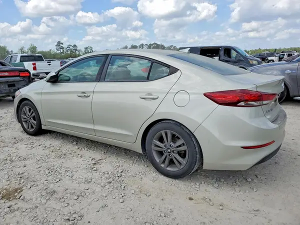 5NPD84LF2JH232363 2018 HYUNDAI ELANTRA - Image 2