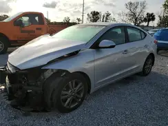 5NPD84LF2JH233030 2018 HYUNDAI ELANTRA