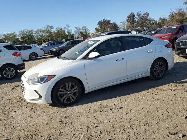 5NPD84LF2JH236669 2018 HYUNDAI ELANTRA - Image 1