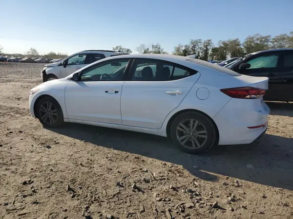 5NPD84LF2JH236669 2018 HYUNDAI ELANTRA - Image 2