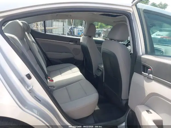 5NPD84LF2JH236722 2018 HYUNDAI ELANTRA - Image 8