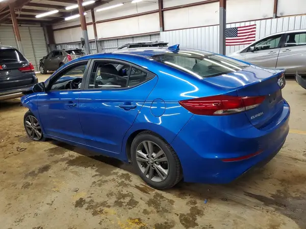 5NPD84LF2JH236784 2018 HYUNDAI ELANTRA - Image 2