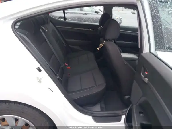 5NPD84LF2JH236820 2018 HYUNDAI ELANTRA - Image 8