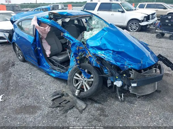 5NPD84LF2JH238406 2018 HYUNDAI ELANTRA - Image 1