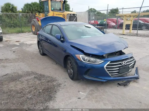 5NPD84LF2JH239815 2018 HYUNDAI ELANTRA - Image 1