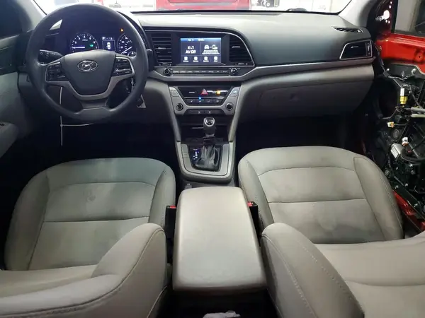 5NPD84LF2JH241564 2018 HYUNDAI ELANTRA - Image 8