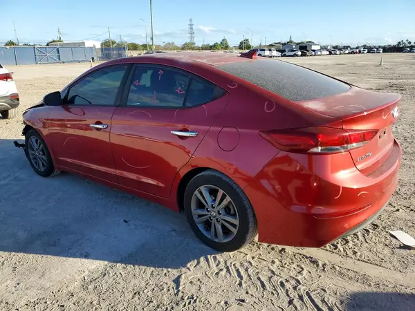 5NPD84LF2JH241600 2018 HYUNDAI ELANTRA - Image 2