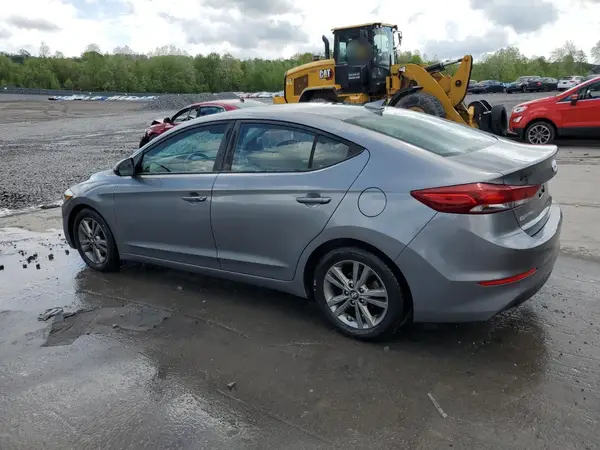 5NPD84LF2JH241998 2018 HYUNDAI ELANTRA - Image 2