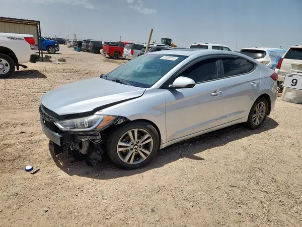 5NPD84LF2JH244044 2018 HYUNDAI ELANTRA - Image 1