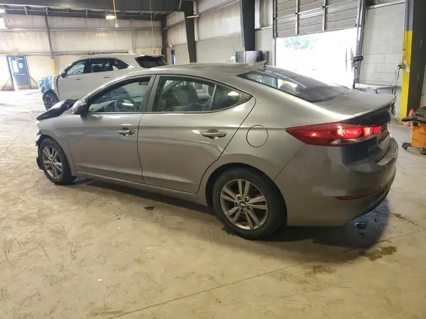 5NPD84LF2JH246229 2018 HYUNDAI ELANTRA - Image 2