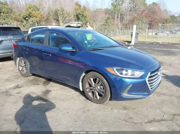 5NPD84LF2JH246330 2018 HYUNDAI ELANTRA - Image 1