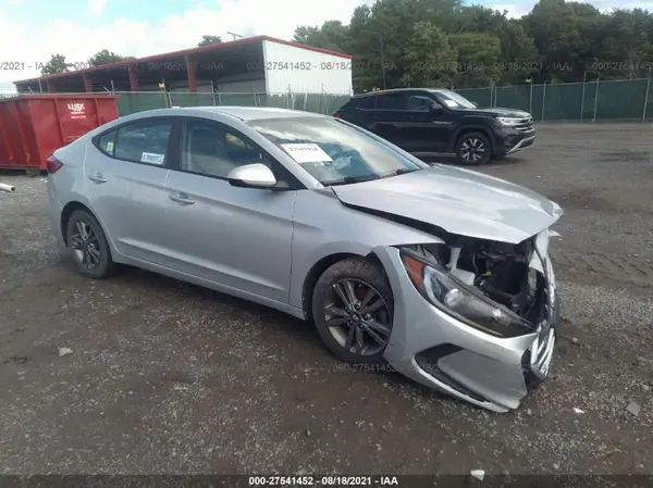 5NPD84LF2JH246408 2018 HYUNDAI ELANTRA - Image 1