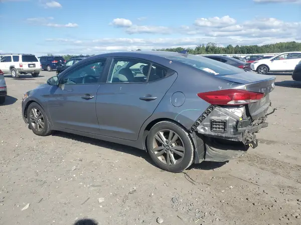 5NPD84LF2JH246845 2018 HYUNDAI ELANTRA - Image 2