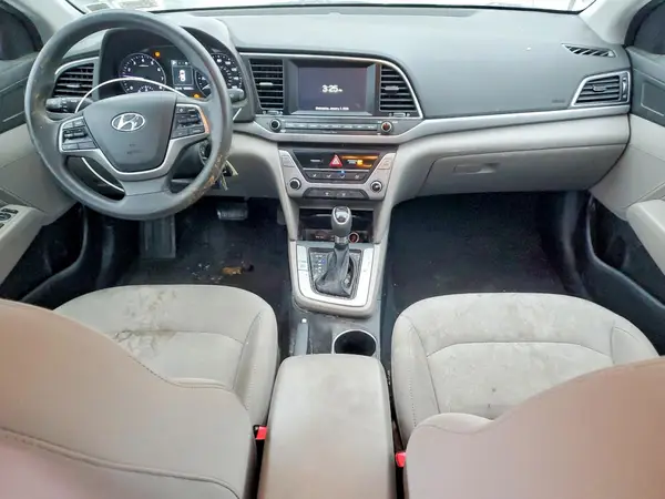 5NPD84LF2JH247655 2018 HYUNDAI ELANTRA - Image 8