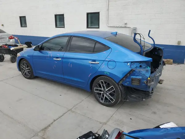 5NPD84LF2JH247977 2018 HYUNDAI ELANTRA - Image 2