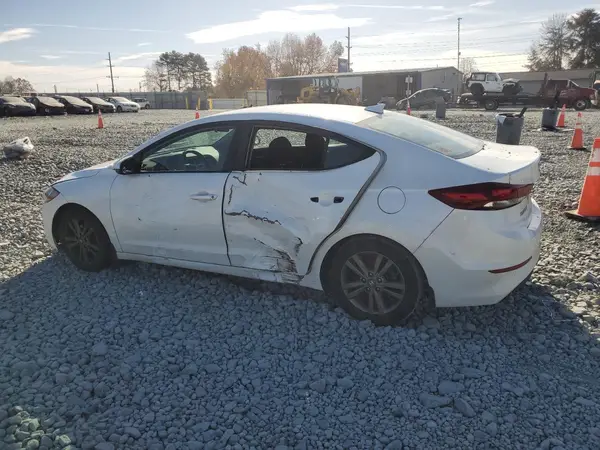 5NPD84LF2JH248790 2018 HYUNDAI ELANTRA - Image 2