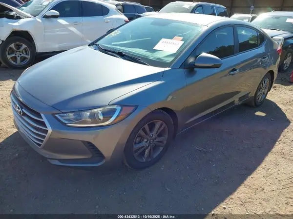 5NPD84LF2JH249115 2018 HYUNDAI ELANTRA - Image 2