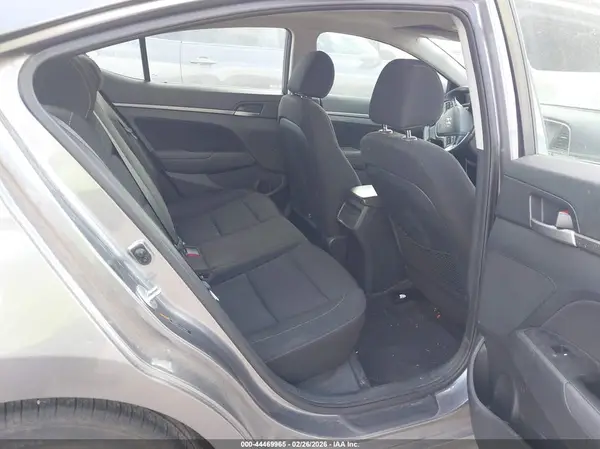 5NPD84LF2JH249132 2018 HYUNDAI ELANTRA - Image 8
