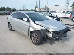 5NPD84LF2JH249227 2018 HYUNDAI ELANTRA
