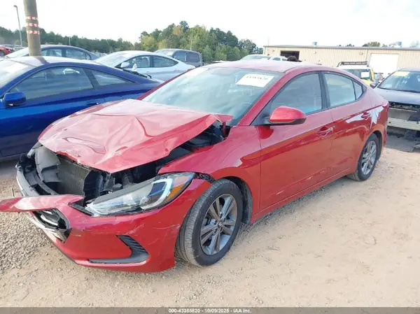 5NPD84LF2JH249745 2018 HYUNDAI ELANTRA - Image 2