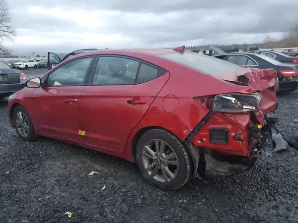 5NPD84LF2JH250068 2018 HYUNDAI ELANTRA - Image 2