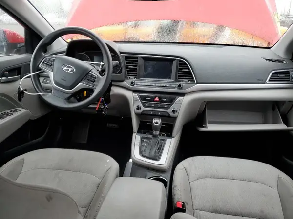 5NPD84LF2JH250068 2018 HYUNDAI ELANTRA - Image 8