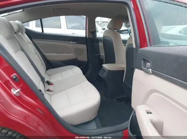 5NPD84LF2JH252550 2018 HYUNDAI ELANTRA - Image 8