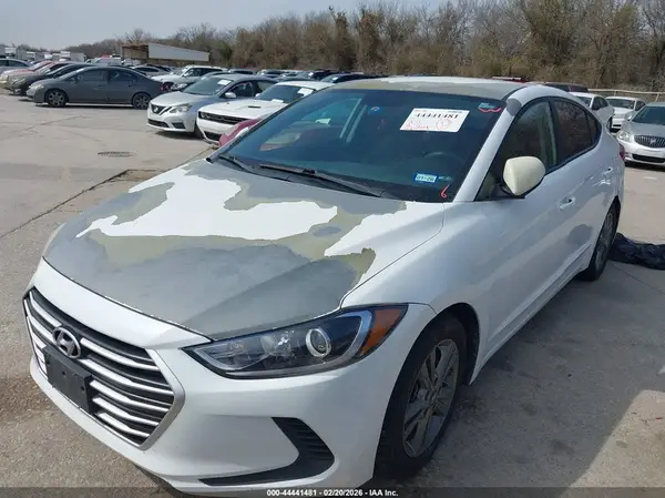 5NPD84LF2JH253682 2018 HYUNDAI ELANTRA - Image 2